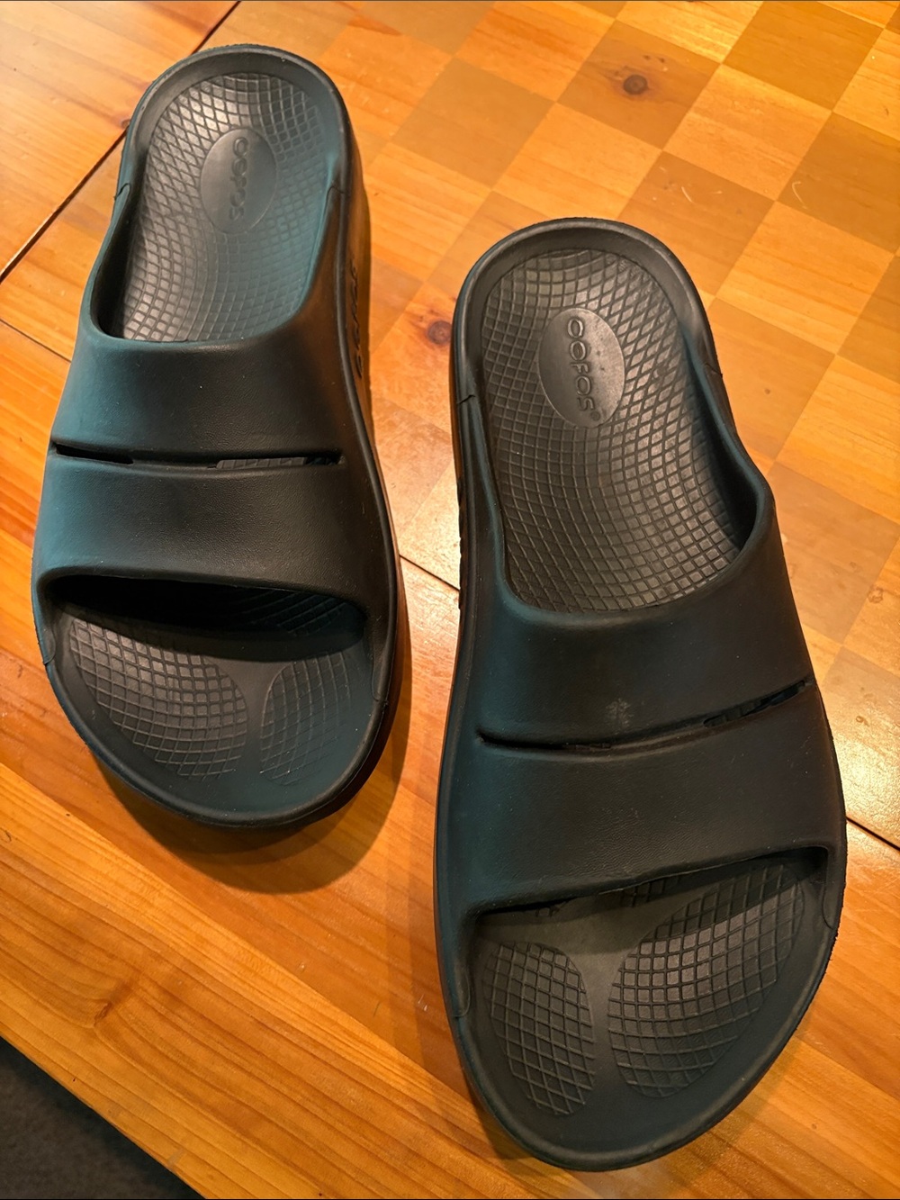 Mens oofos